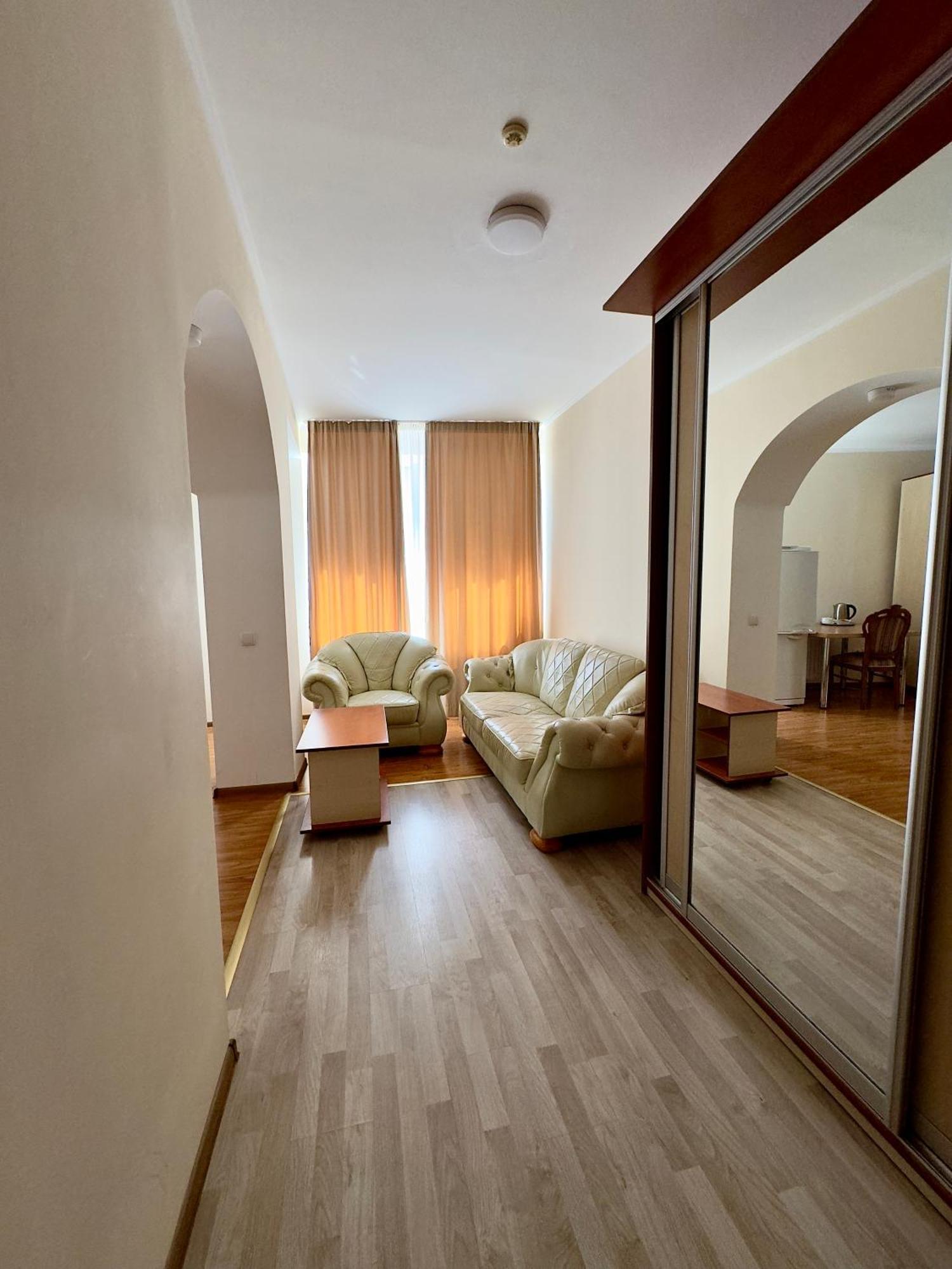 Villa Arus Chisinau Bagian luar foto