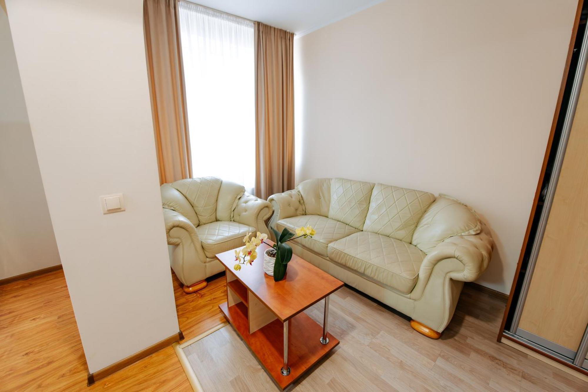 Villa Arus Chisinau Bagian luar foto