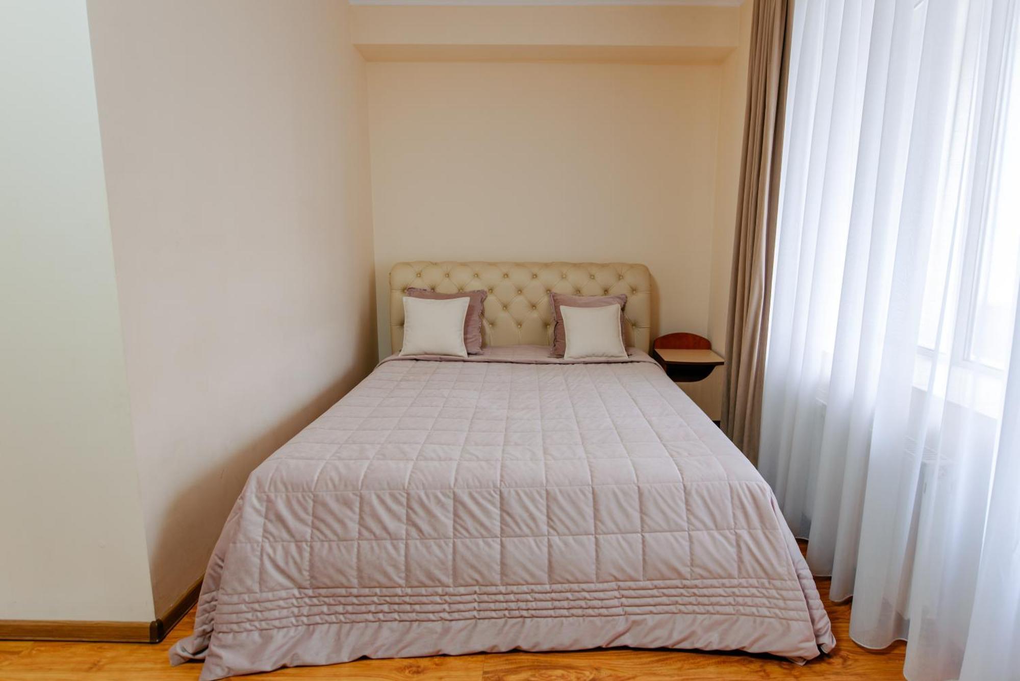 Villa Arus Chisinau Bagian luar foto