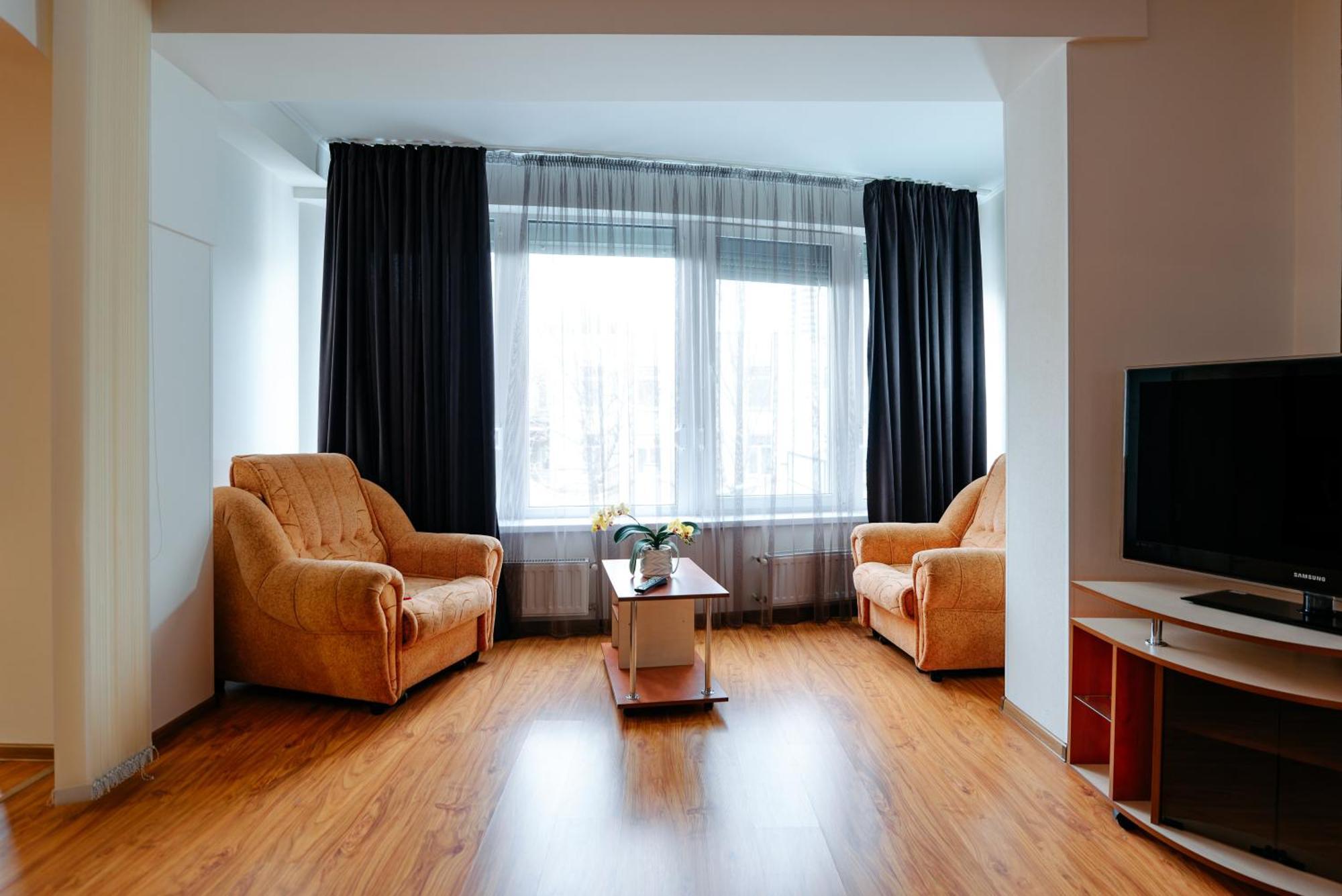 Villa Arus Chisinau Bagian luar foto
